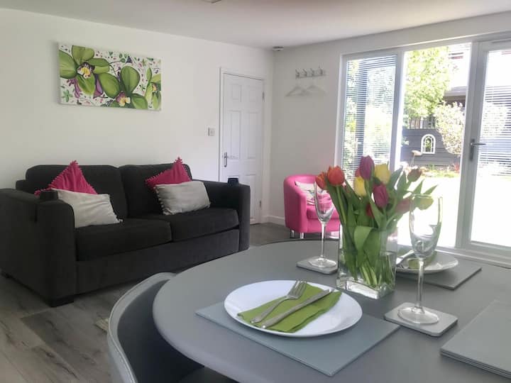 Garden Retreat - Royal Tunbridge Wells