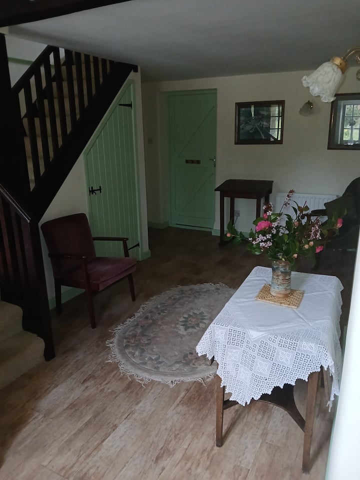 Thatched Cottage- Pet-free - Lulworth Cove