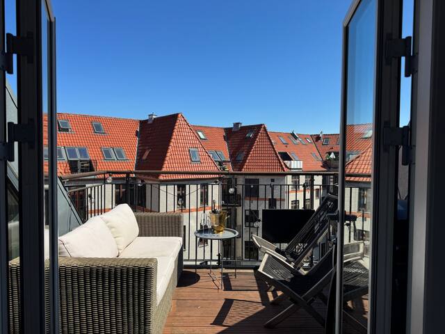 Charming Top-Floor Apartment