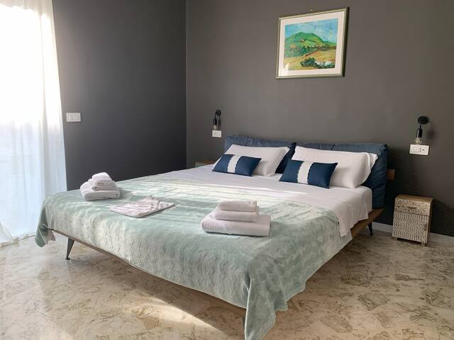 Gazelle – Elegante appartamento vicino al mare gallery image 2