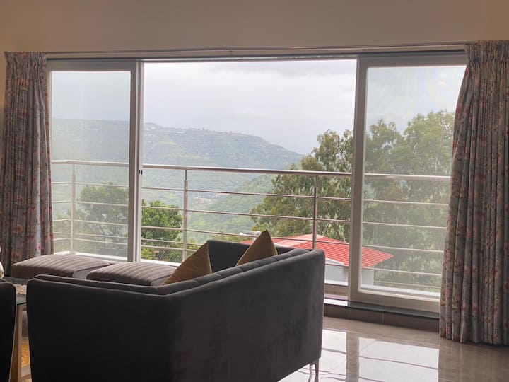 Staycation B Lux Grand 6BHK Pool Villa Mountain Vu