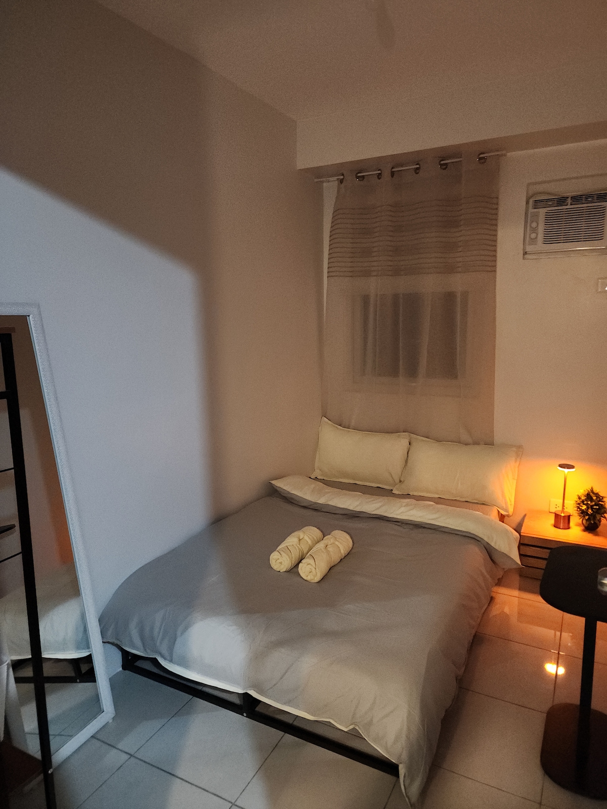 საძინებელი 1