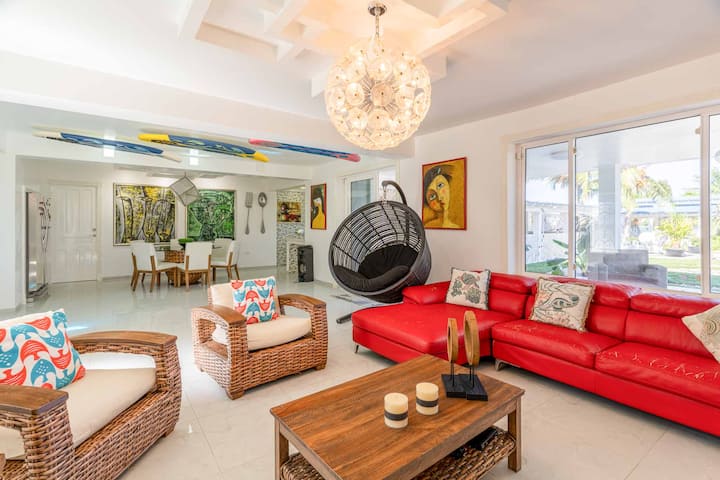 Oceanfront Paradise With Stunning Views - La Habana