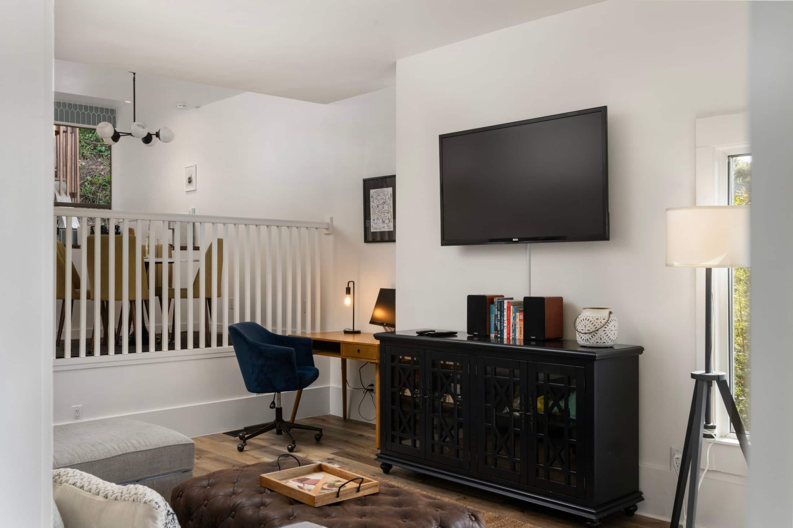 Condo in San Francisco · ★4.97 · 2 bedrooms · 2 beds · 1 bath - Image 13