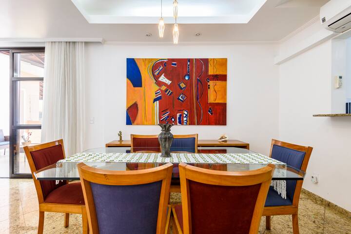 Penthouse with 3 bedrooms garden & pool gallery image 2