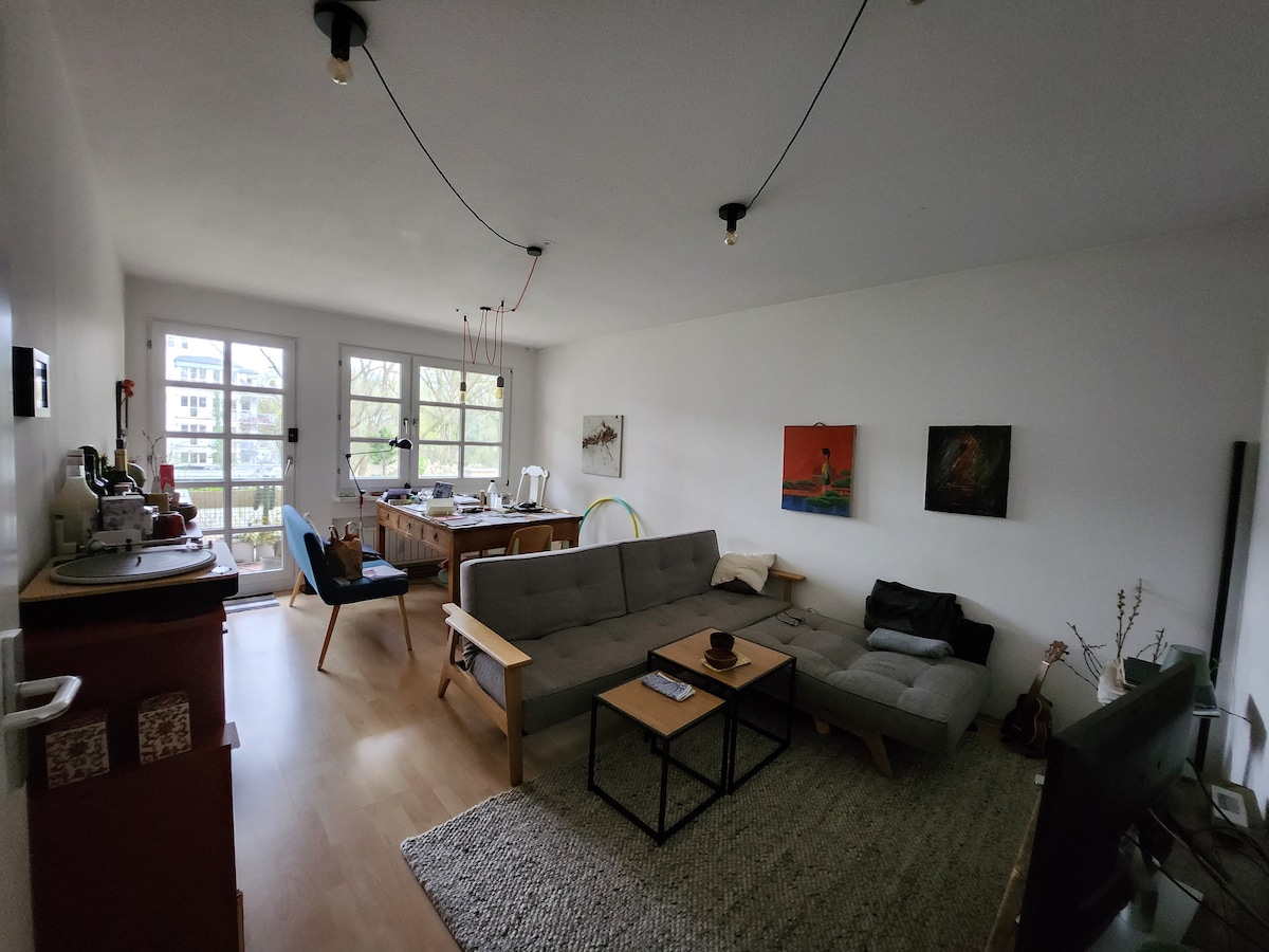 Top performing Airbnb: Beautiful apartment by the Isar in Thalkirchen