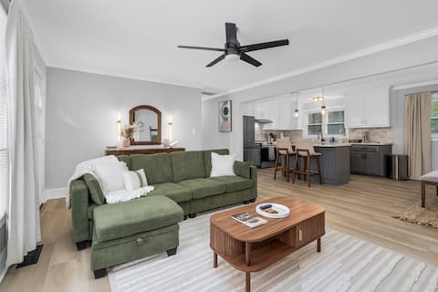 Family House! ~ Modern Cottage