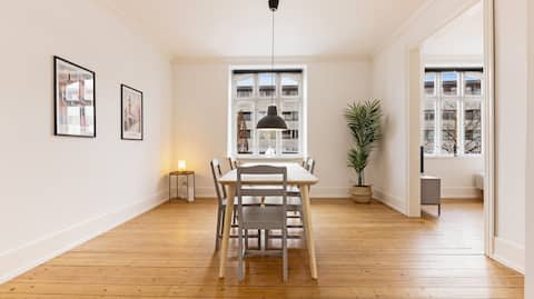 Large apartment at the station