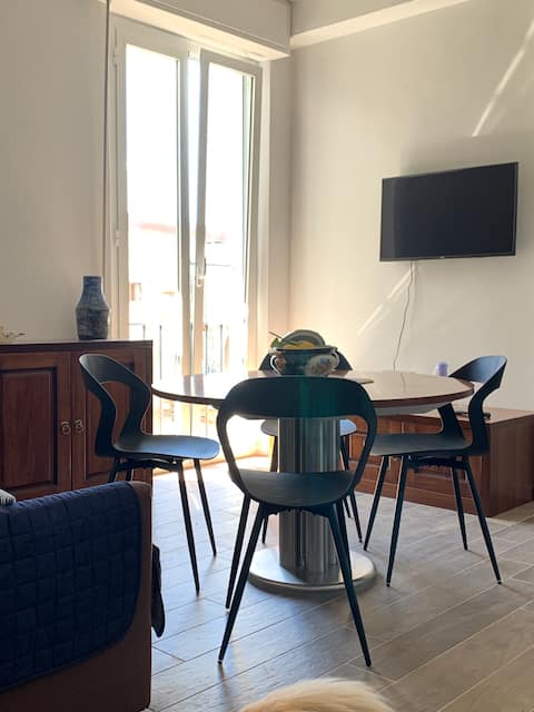 Top Airbnb: CinqueTerreParadise Sea-view apartment a Riomaggiore