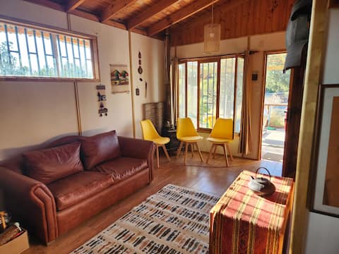 Popular Airbnb listing: Cozy Cabin in Pirque in Pirque