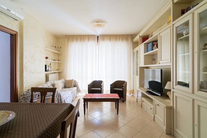 Guesthost - Bright Apartment X4 - M1 Sesto Marelli - Sesto San Giovanni