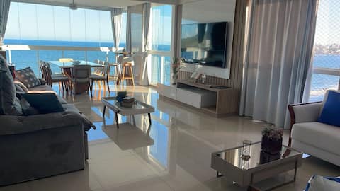 Popular Airbnb listing: Beautiful View Apartment! With air conditioning 2 parking spaces! in Guarapari