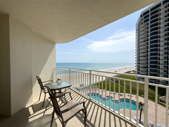 Daytona Beach Condo - Daytona Beach Shores, FL
