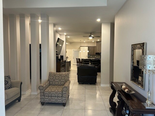 Popular Airbnb listing: Hidden Gem 4bd - Close to A&M/Airport/Hospitals in Laredo
