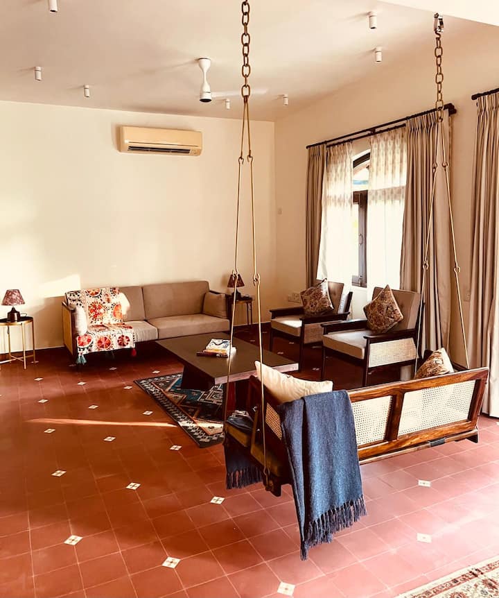Living room image 1