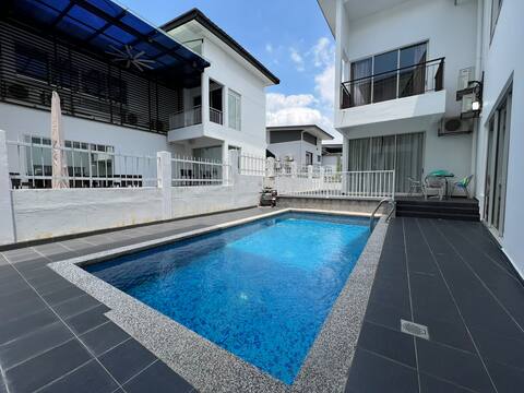 Bungalow 16Pax @Anjung Residensi