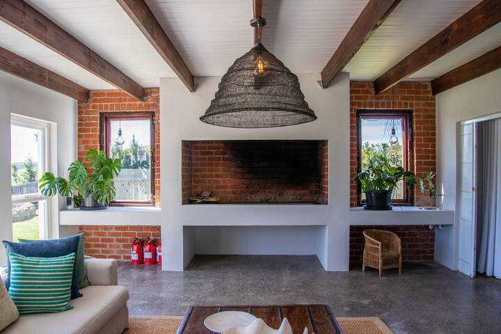 Manor House at Anna Beulah Farm gallery image 4