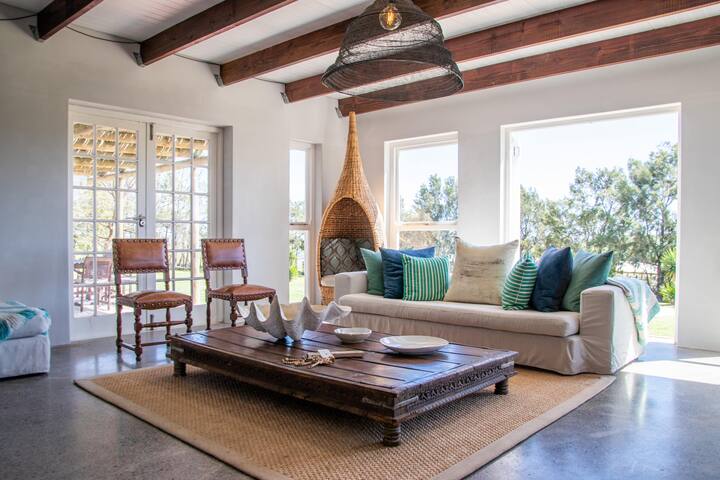 Manor House at Anna Beulah Farm gallery image 2