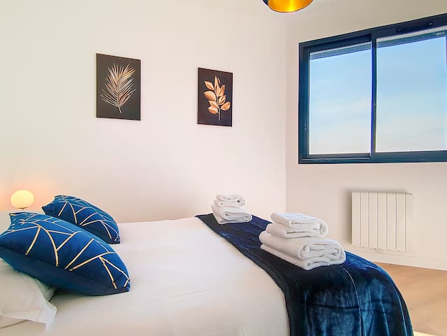 Locsmart-Book managed Airbnb listing 1