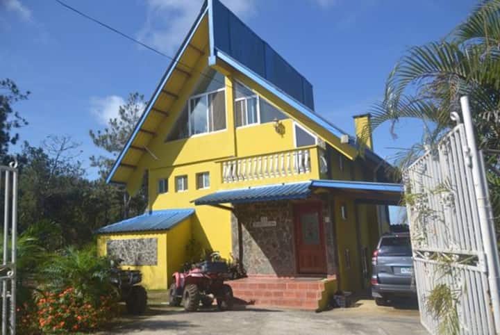 La Husseyenda- Birdwatcher Haven - Panamá