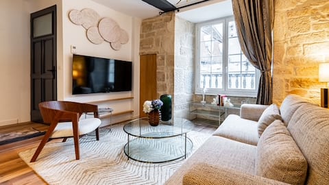 Annonce Airbnb populaire: Notre-Dame accommodation: elegant atmosphere, right in the center à Dijon