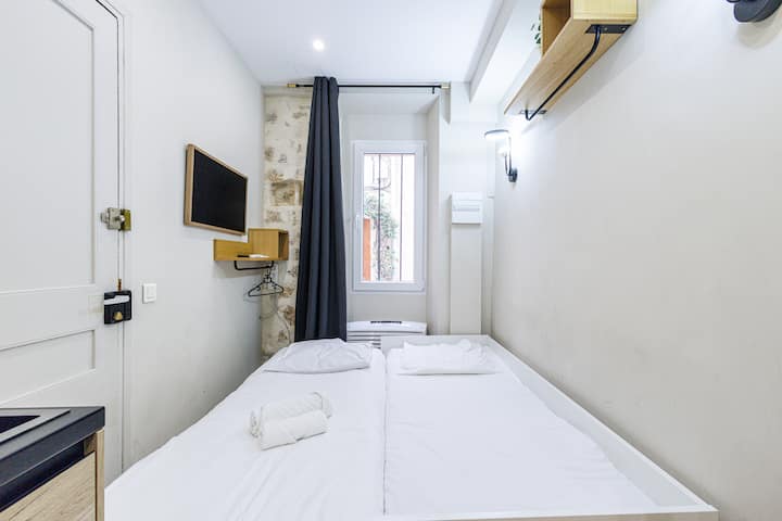 Chic Studio – Heart Of Old Antibes - Juan les Pins