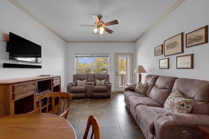 Doe Valley Delight-lake Access! - Kingsland, TX