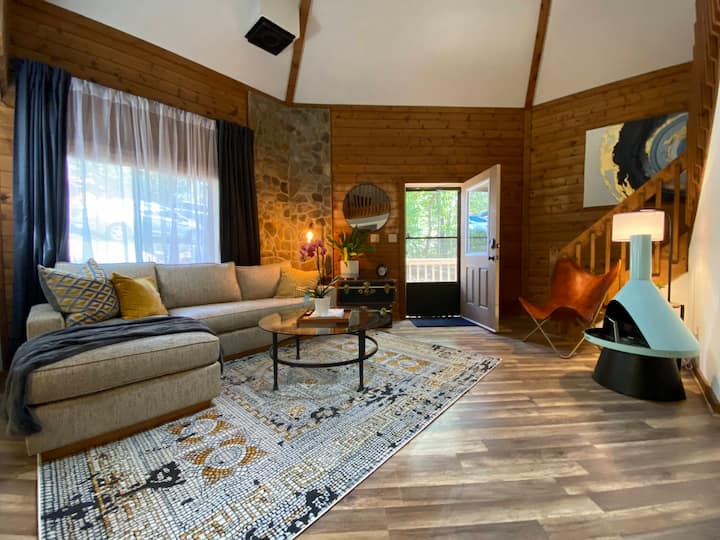 Pet-friendly | Hot Tub | Fire Pit | Great Views - Ellijay, GA