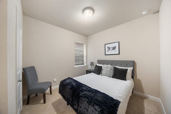 غرفة النوم 2