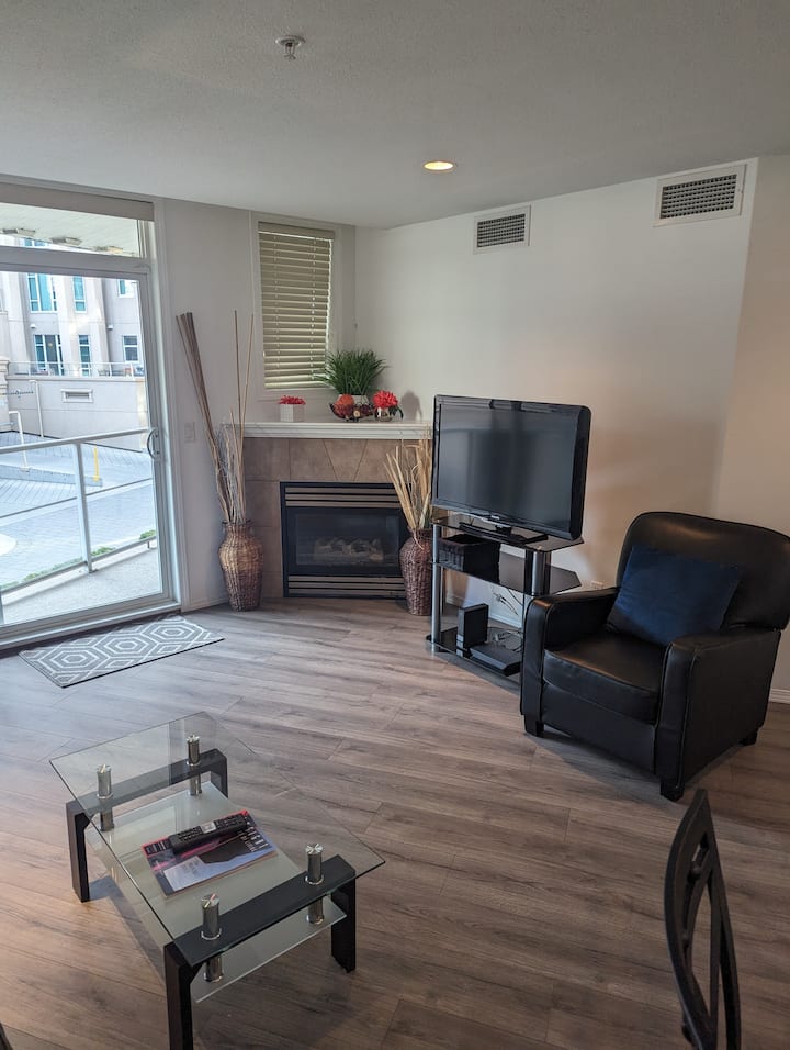 Discovery Bay Resort 240– 2bed-2bath (90 Day Min) - Kelowna