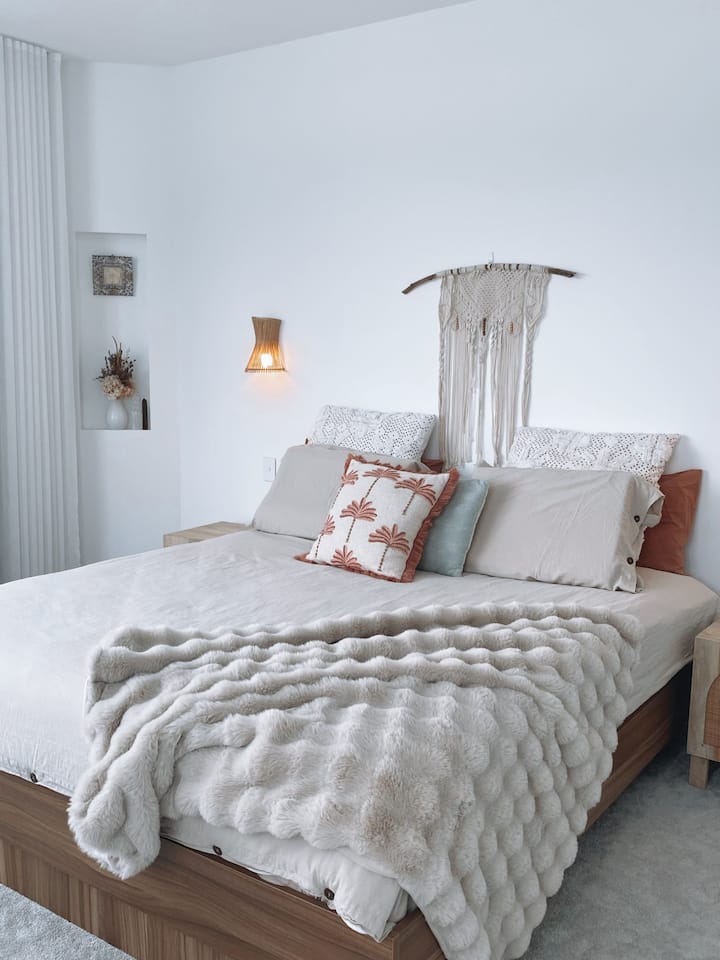 Საწოლი 193 × 203 სმ