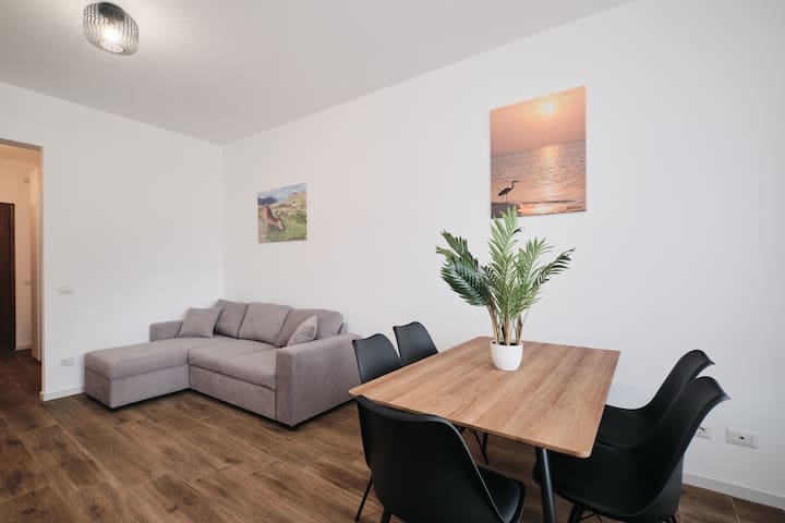 Rome Marconi Strategic Position for City Centre gallery image 2