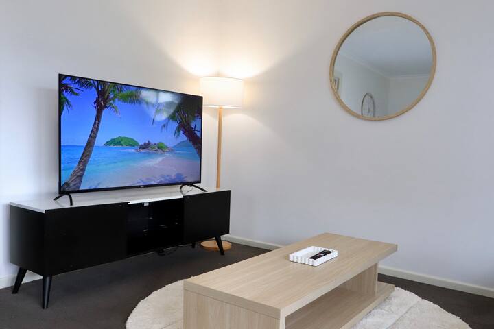 Leo's Beach Haven - Batemans Bay