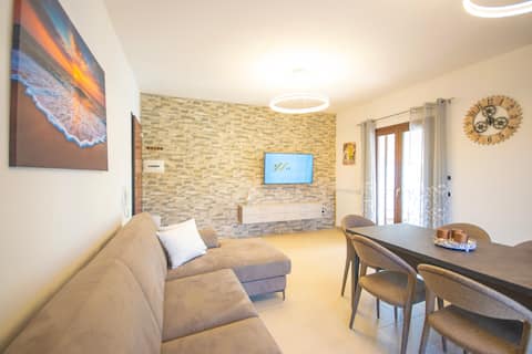 [Cala Goloritzè] Spacious Apartment with Verandas