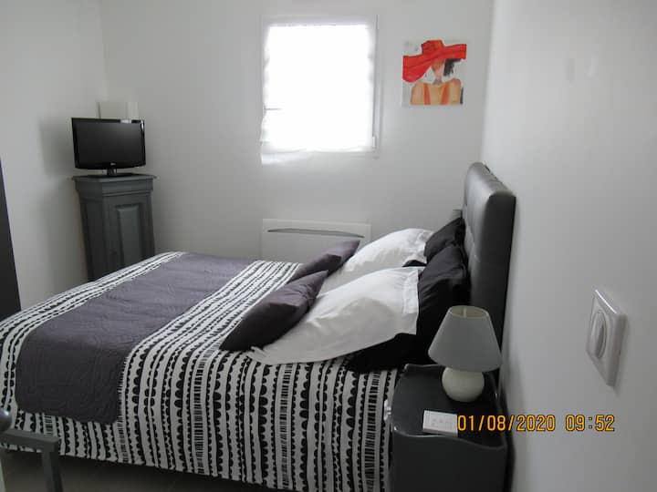 Habitación con segunda televisión