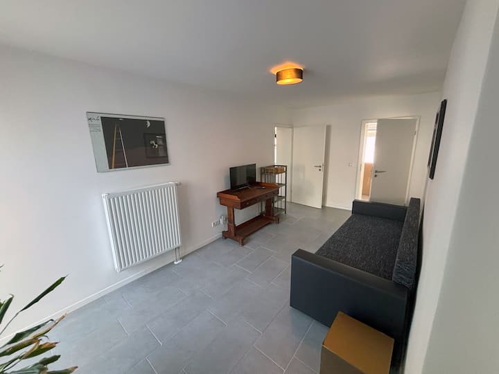Charmantes Eg-apt. Mit Terrasse - Neuss