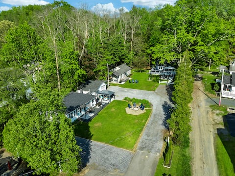 Saratoga Lake,3 Cottages w/beach