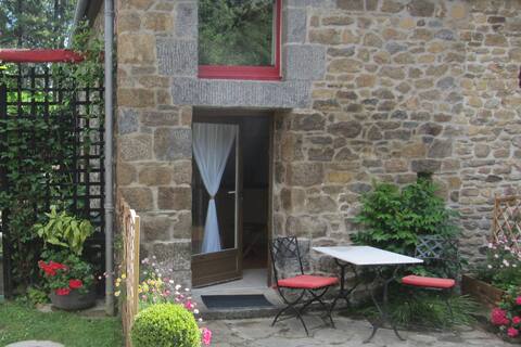 Quiet house between St malo and Mont St Michel