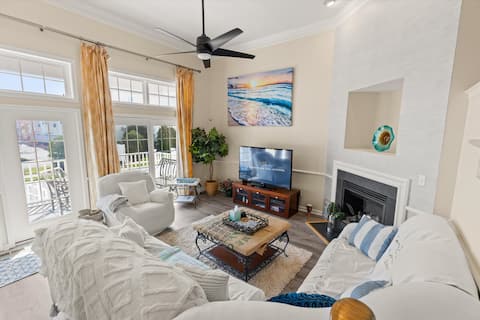 Sunny Bayside Escape
