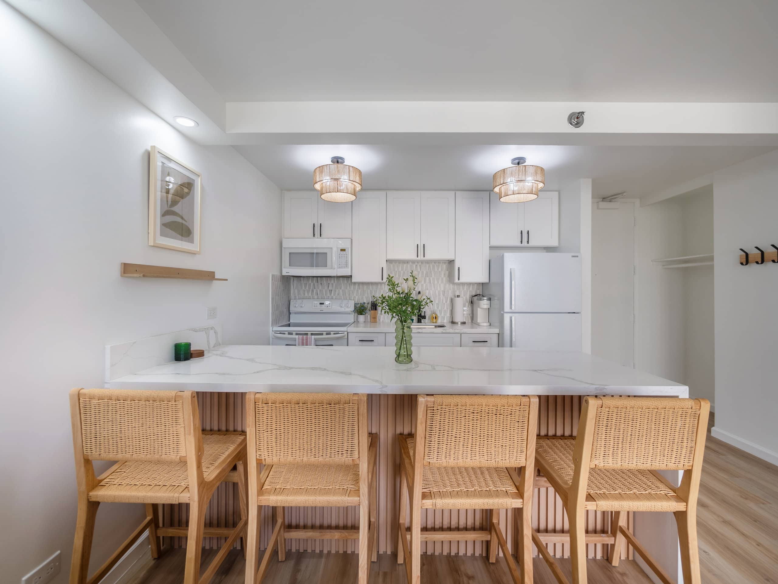 Renovated Clean 1bdrm @ Waikiki Sunset - Image 17