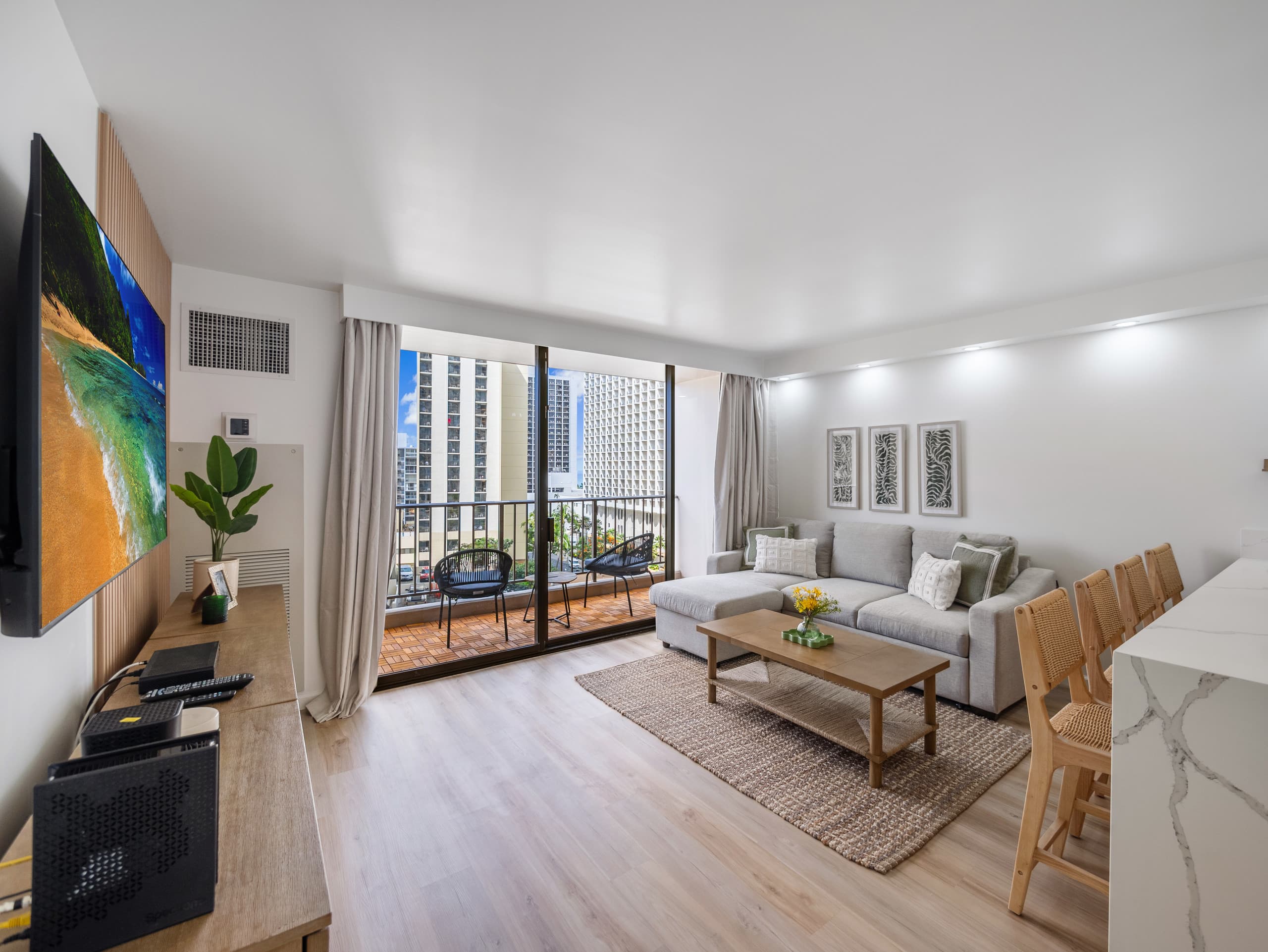 Renovated Clean 1bdrm @ Waikiki Sunset - Image 8