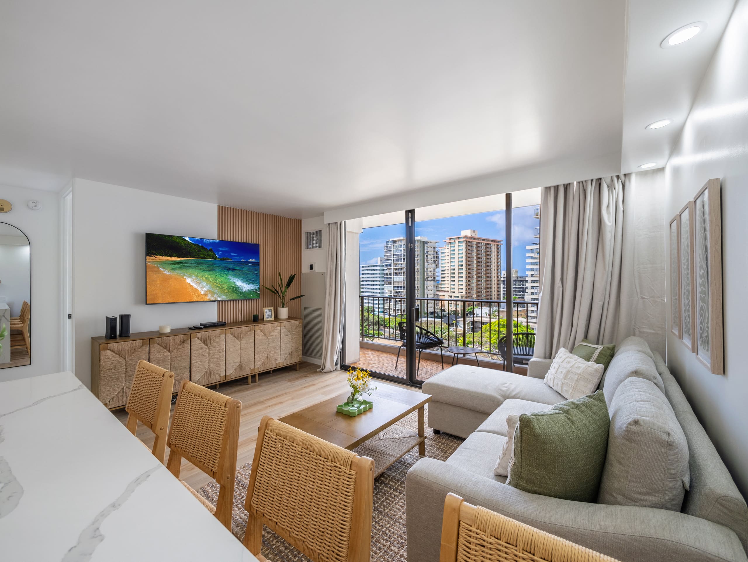 Renovated Clean 1bdrm @ Waikiki Sunset - Image 5