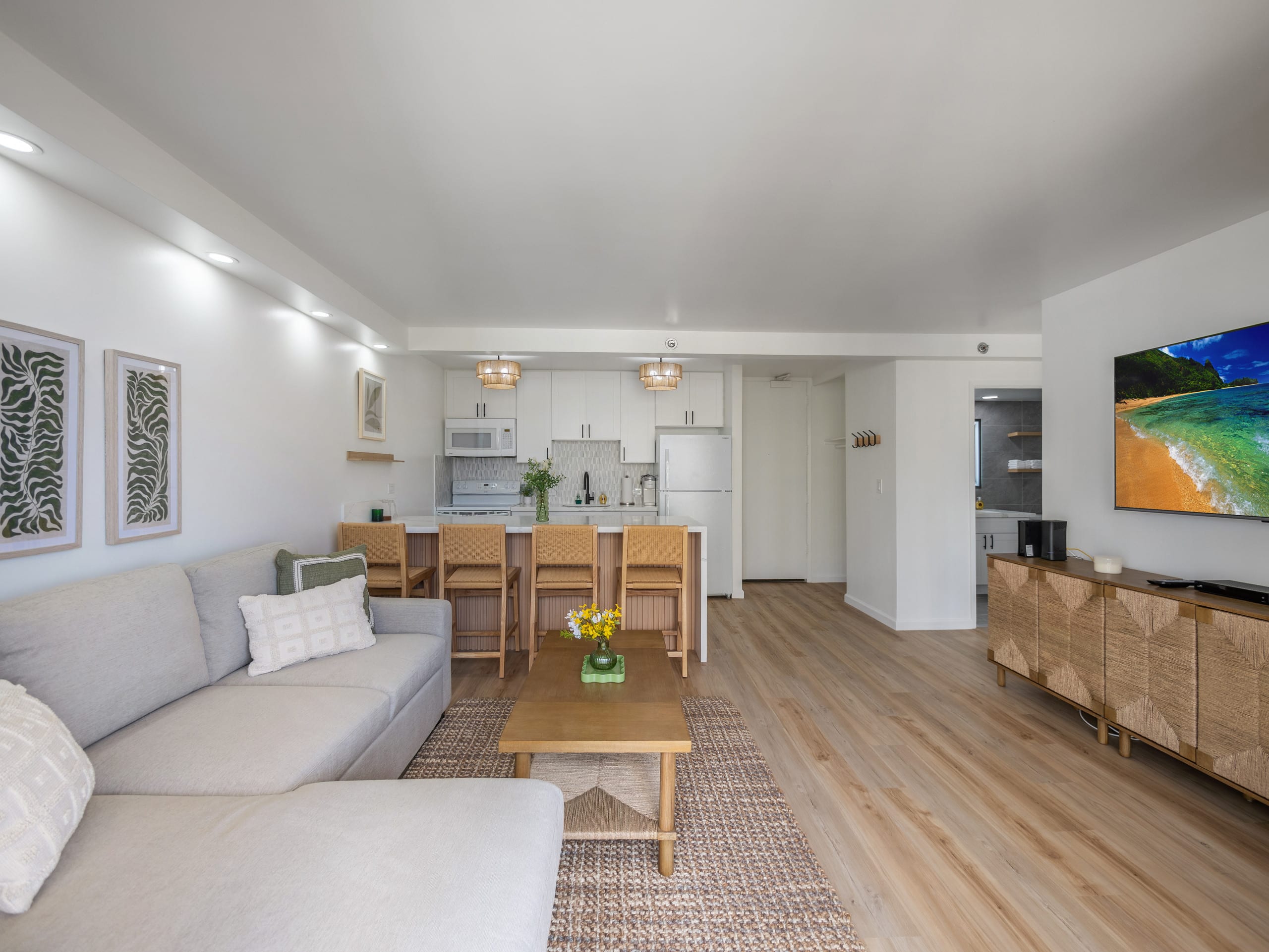 Renovated Clean 1bdrm @ Waikiki Sunset - Image 11