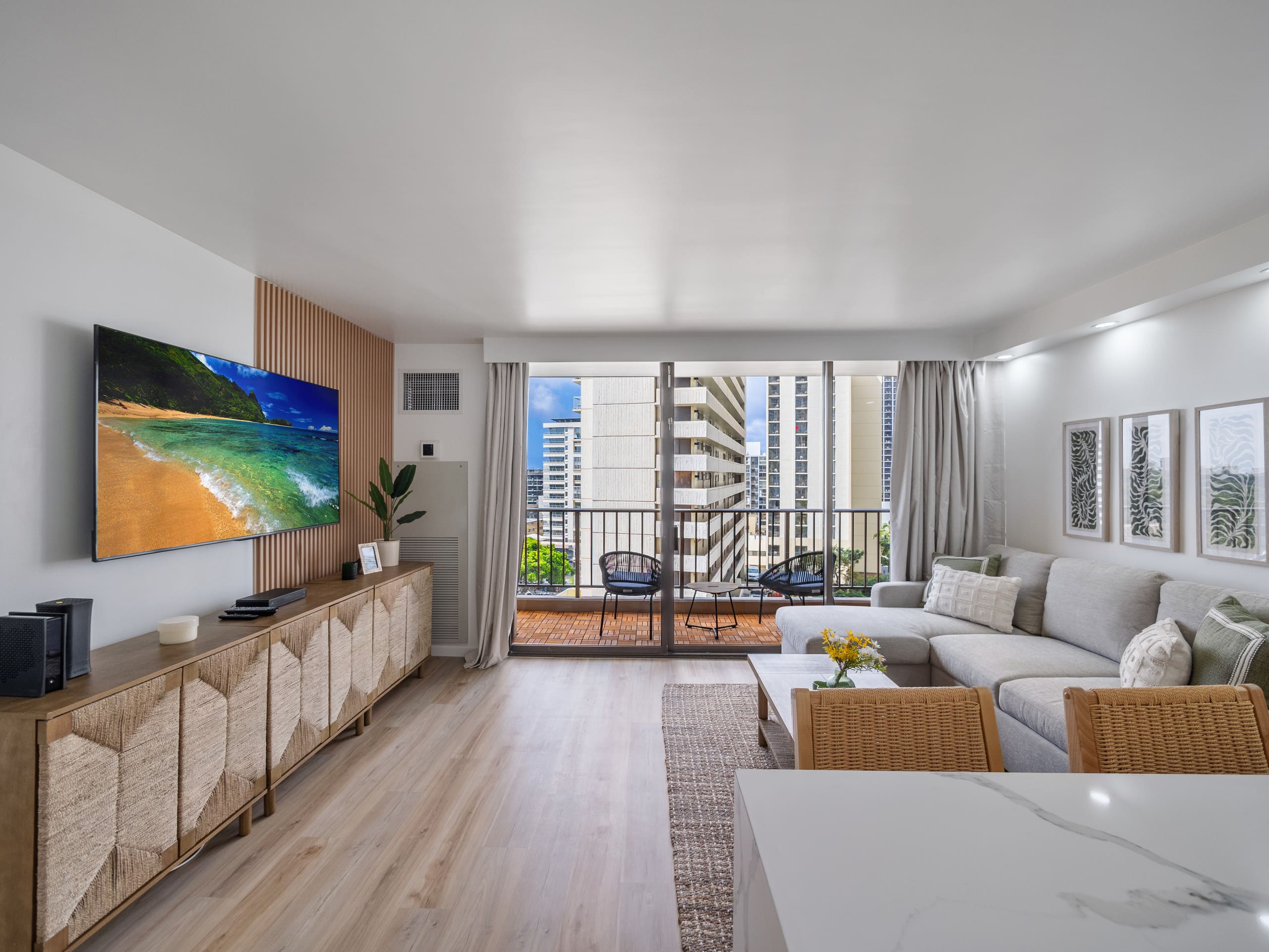 Renovated Clean 1bdrm @ Waikiki Sunset - Image 9