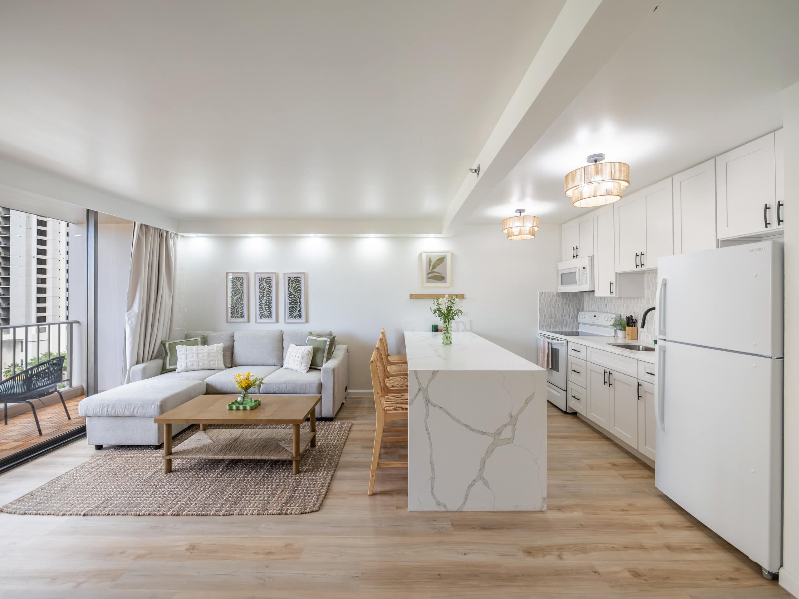 Renovated Clean 1bdrm @ Waikiki Sunset - Image 3