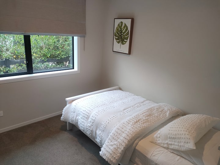 საძინებელი 3