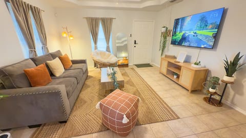 Top Airbnb: Boho Apartment/BBQ Grill/King bed in Edinburg