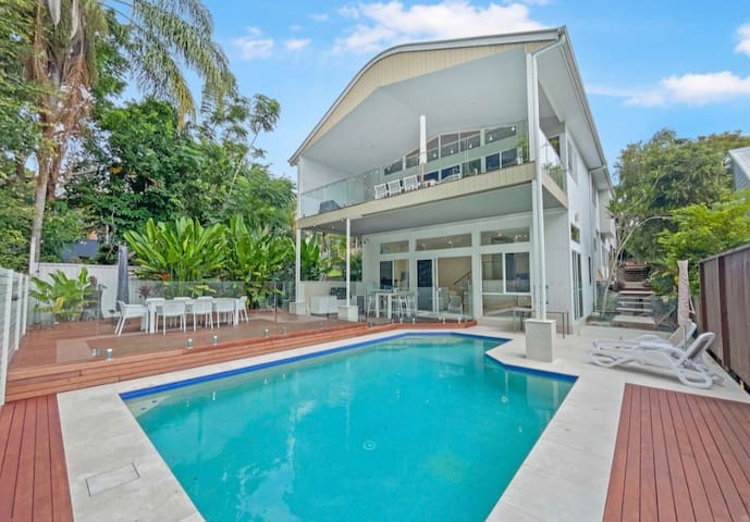 Alex Treehouse by the Beach