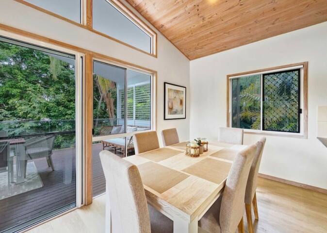 Alex Treehouse by the Beach gallery image 5