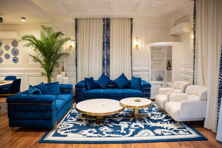 Living room image 3
